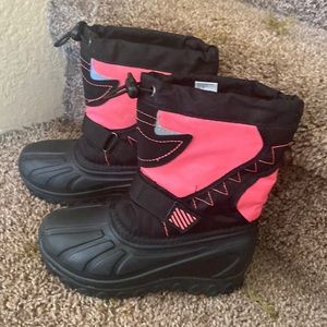 Girl boots
